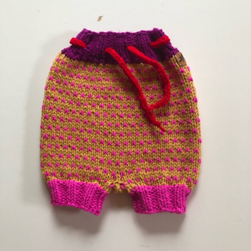 Hand knit 3-6 month bloomer shorts